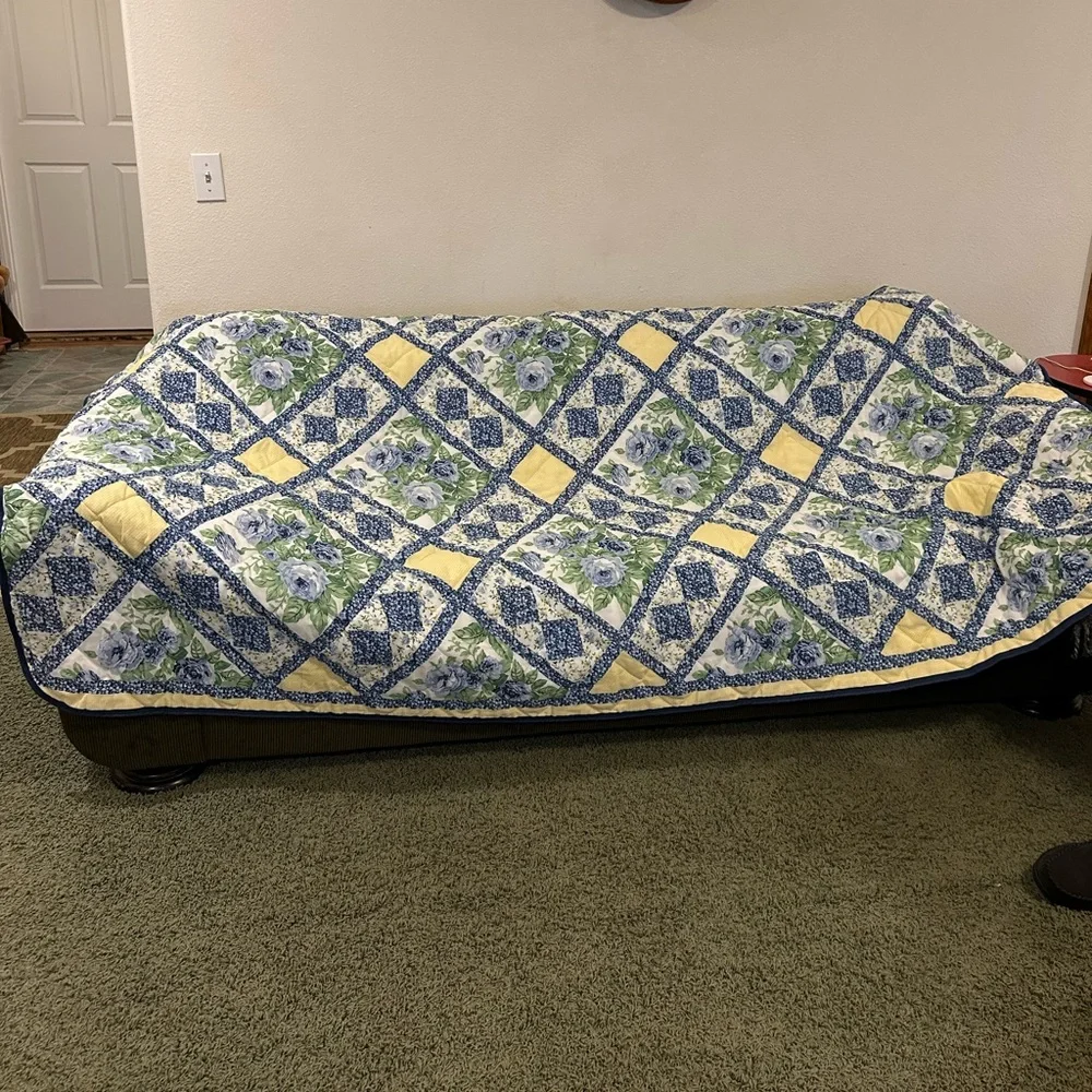 Quilted Daybed Cover